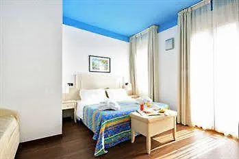 Hotel Fra I Pini ريميني