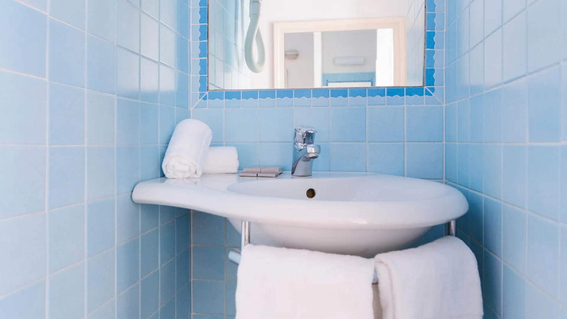 Hotel Fra I Pini Rimini 3*,  İtalya