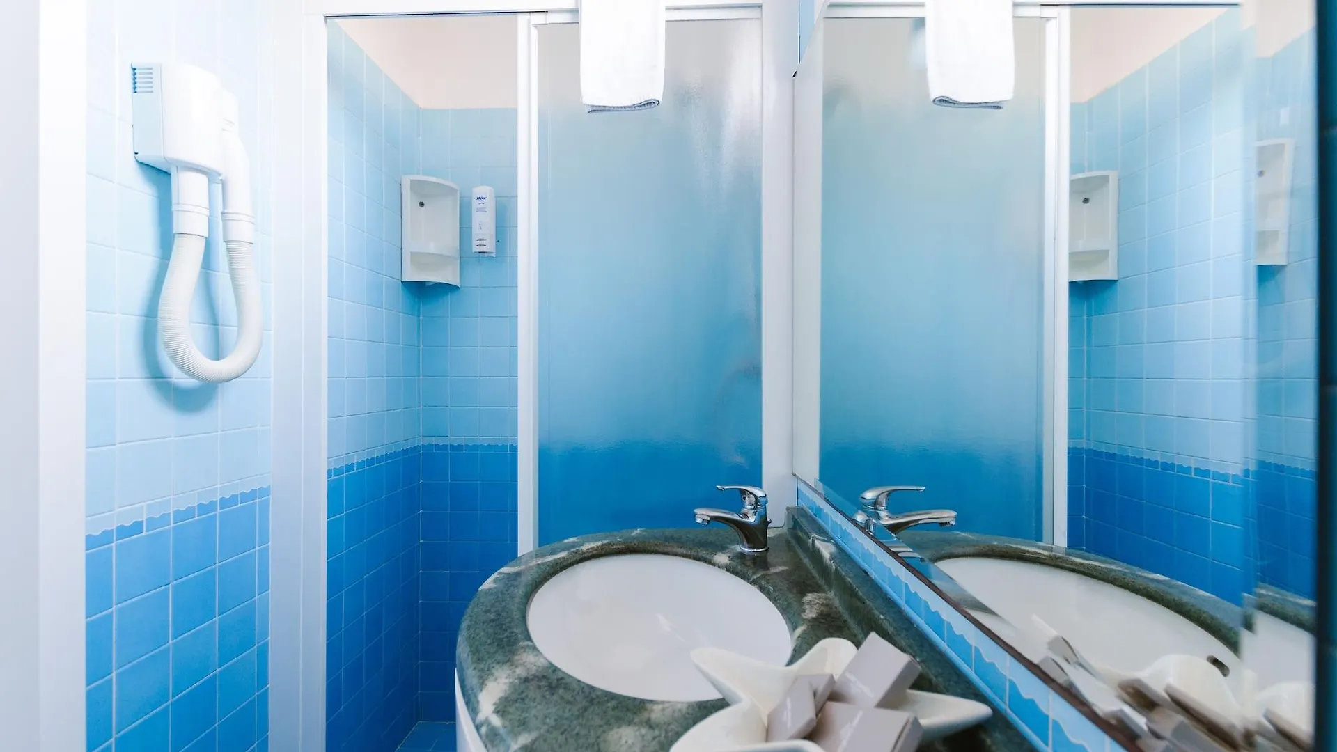 Hotel Fra I Pini Rimini 3*,  İtalya