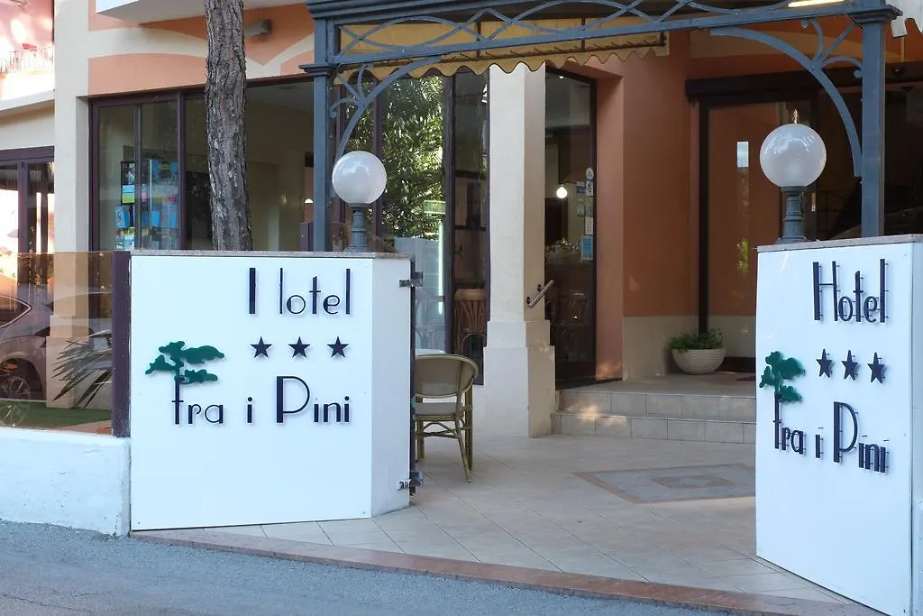 ***  Hotel Fra I Pini Rimini Itália