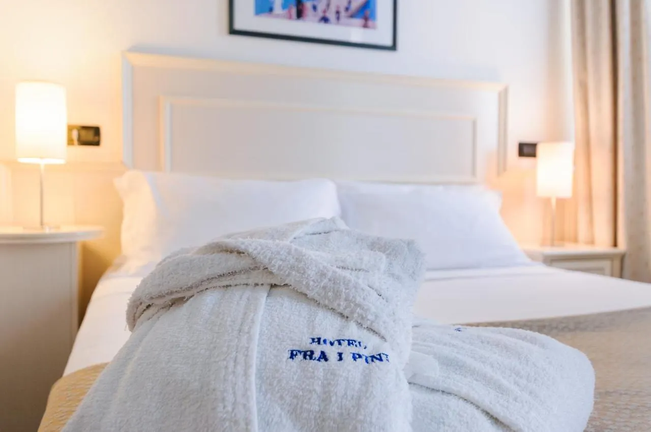Hotel Fra I Pini Rimini 3*,